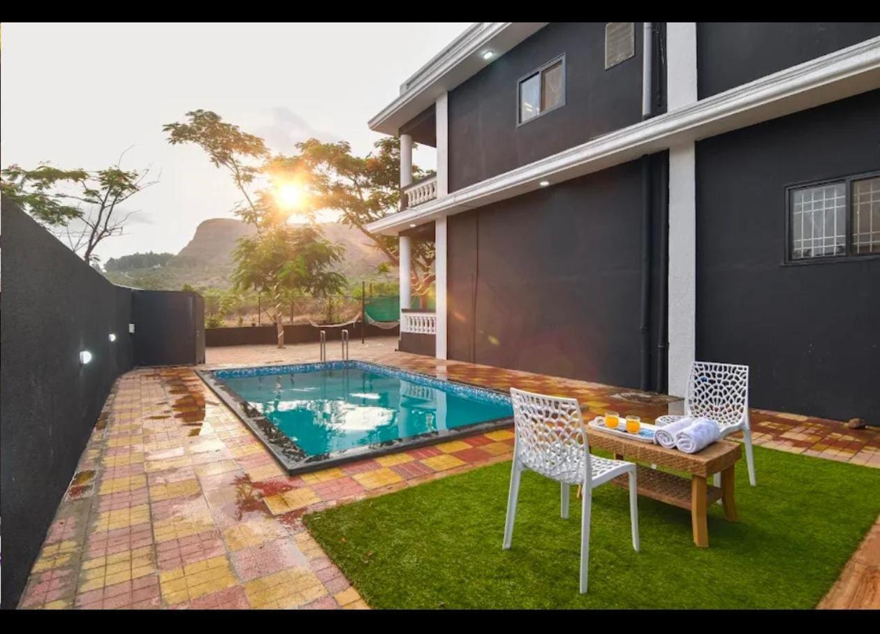 Empyrean Stay Ll 3Bhk Ll Black Horse Villa Ll Ac Ll Private Pool Ll Wifi II Lux Ll Lonavala Exterior photo